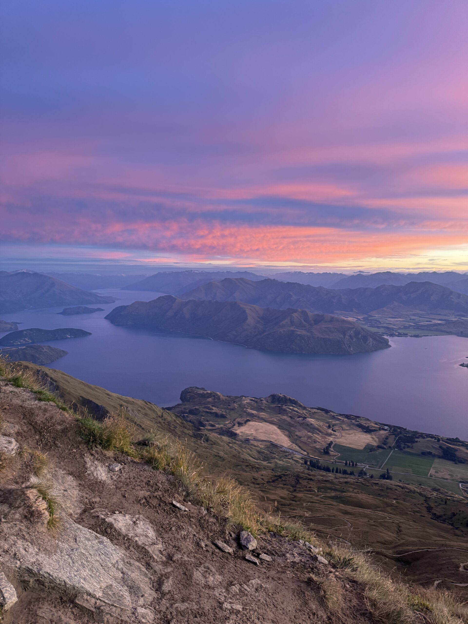 Neuseeland Reisebericht: Ein Start, der uns direkt sprachlos gemacht hat Sonnenaufgang am Roys Peak